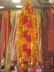 Decorative garland